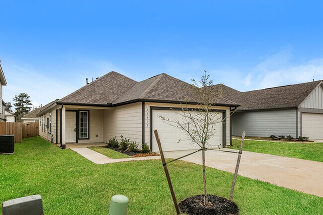 Building Photo - 13413 Musky Dr