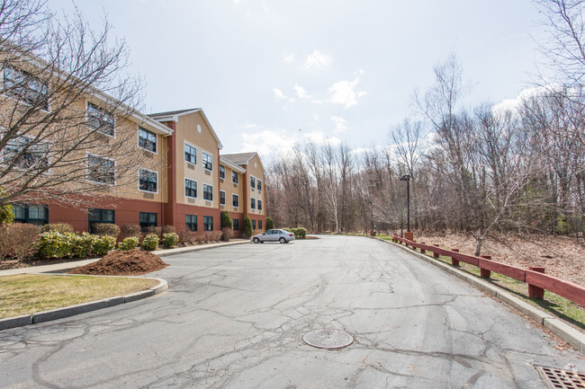 Westborough Apartment Complex