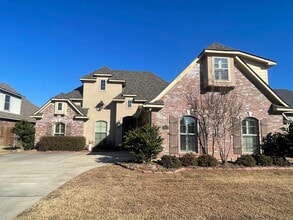 Building Photo - 9934 Loveland Ct