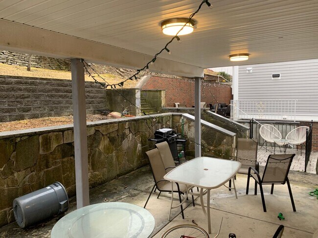 Foto del edificio - Brighton 5 Bed available now