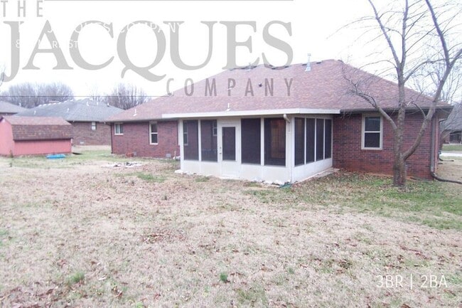 Foto del edificio - 813 Mark St