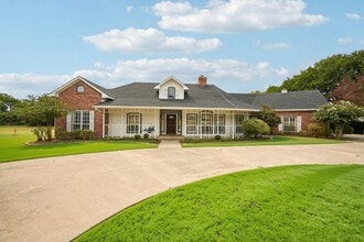 Building Photo - 1380 Meandro Ria Ln
