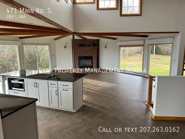 Building Photo - Beautiful Mid-Century Home in Hampden full...