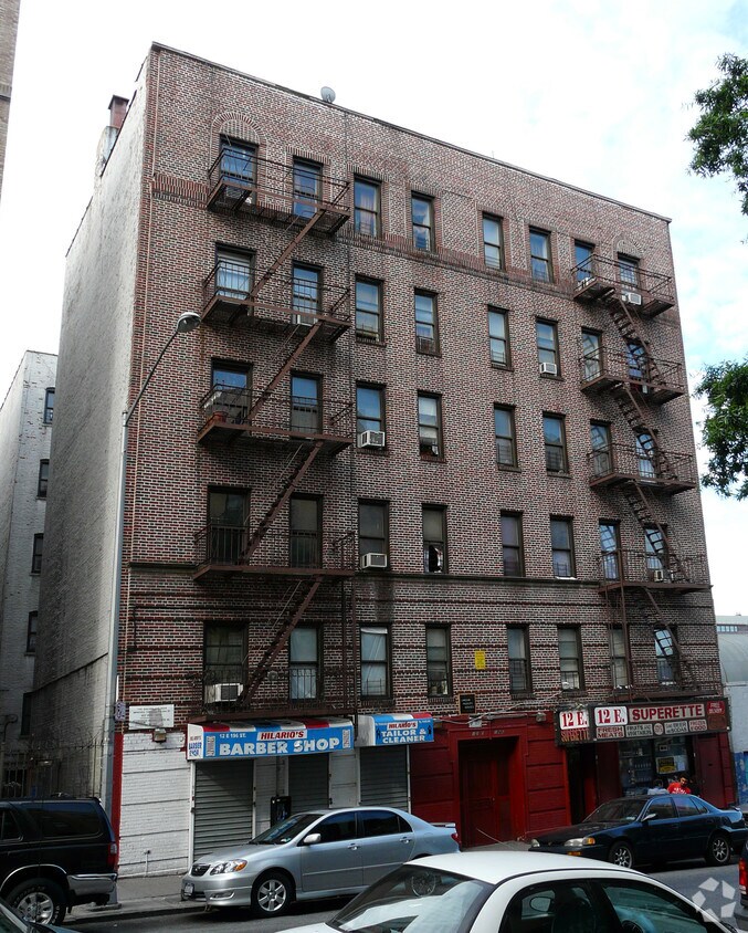 Building Photo - 12 E 196th St