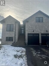 Building Photo - 10 CRISTALLINA Dr