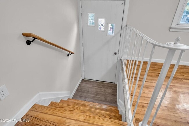 Building Photo - Take a look on this beautiful corner property