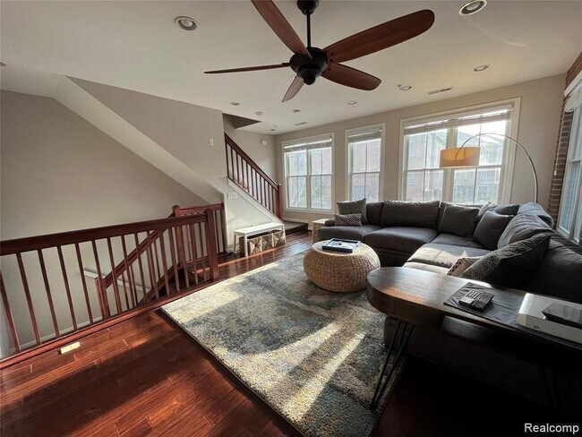 Foto del edificio - 519 Lewis St