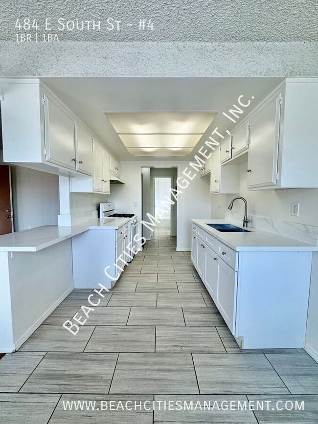 Foto del edificio - 484 E South St