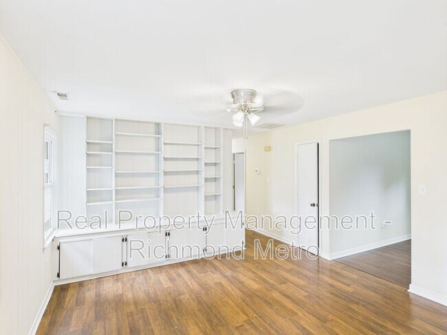 Foto del edificio - 6219 Dorius Dr
