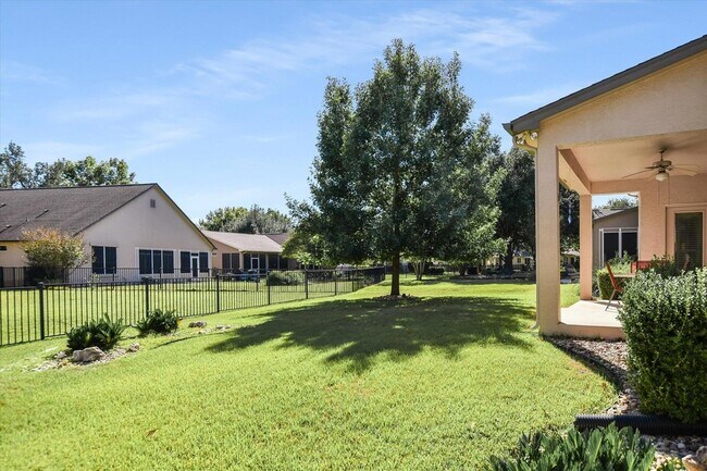 Building Photo - 117 Beautybush Trail