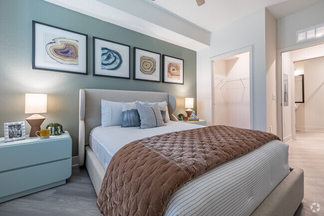 Charrán Caspio - Dormitorio - Gateway Commons Apartments