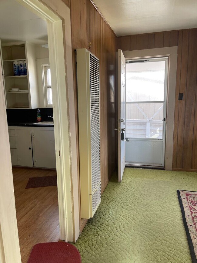 Foto del edificio - Located in Portales! One Bed Studio Apartm...