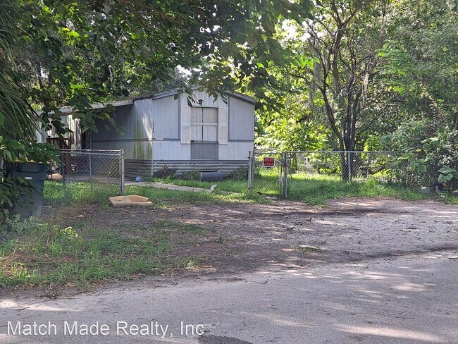 Building Photo - 3 br, 2 bath House - 13790 Coral Dr