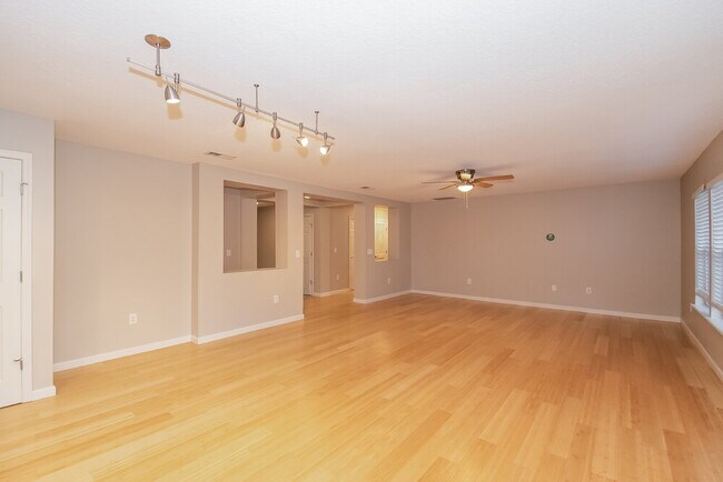 Building Photo - 1153 Dawn Creek Ct