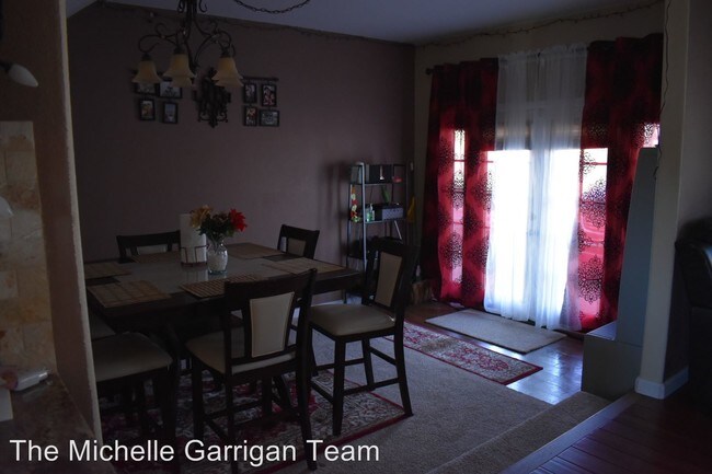 Foto del edificio - 5 br, 3 bath House - 26 N. Ely Street