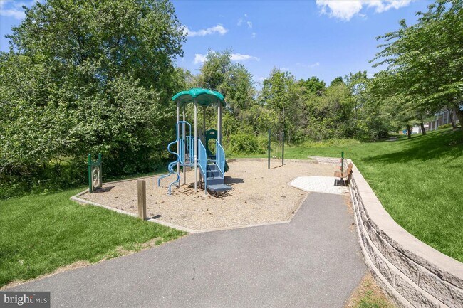 Building Photo - 5930 Great Star Dr