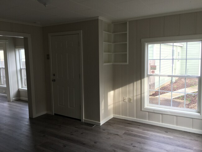 Foto del edificio - 1417 E Park Ave NE