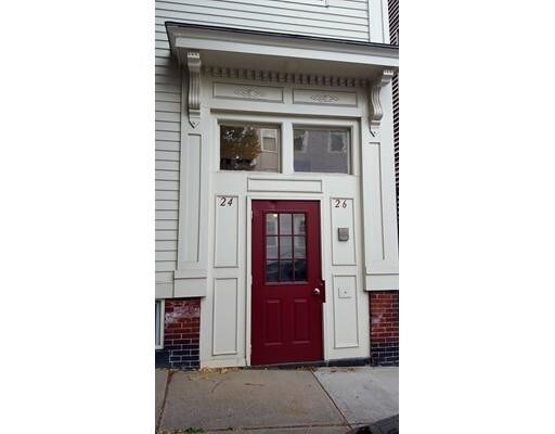 Primary Photo - 26 Concord St