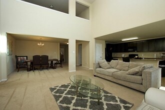 Building Photo - 9326 Limestone Ranch Ln