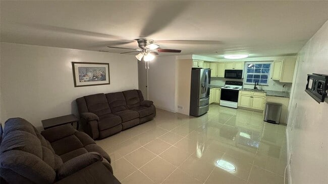 Foto del edificio - 6980 82nd Ave N