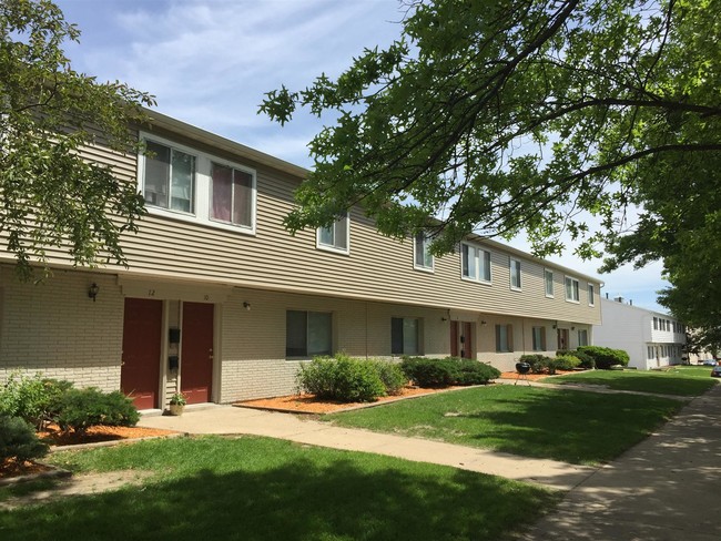 Foto del edificio - Cambridge Townhomes