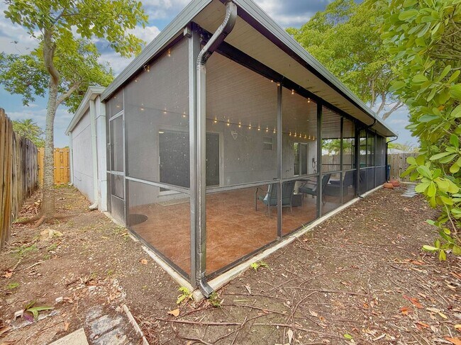 Foto del edificio - 9802 SW 222nd Terrace