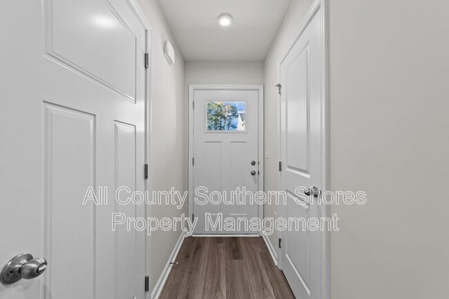 Building Photo - 157 Villa Grande St