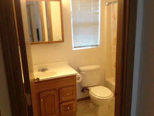 Building Photo - 4436 Alderbury St