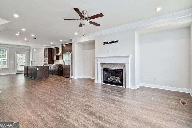 Foto del edificio - 1395 Harris Way S