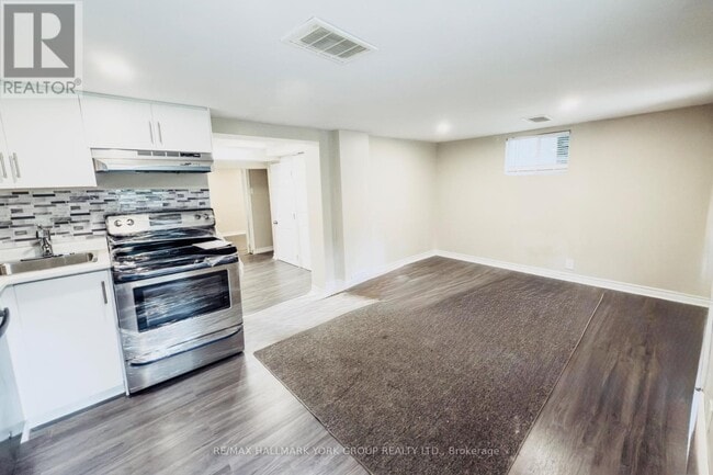 Building Photo - 6072 Hillsdale Dr