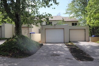 Building Photo - 703 Idlewood Ln
