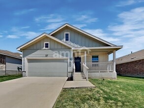 Building Photo - 502 Summersweet Rd