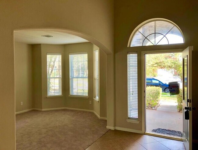 Foto del edificio - 11605 Waterwood Ct