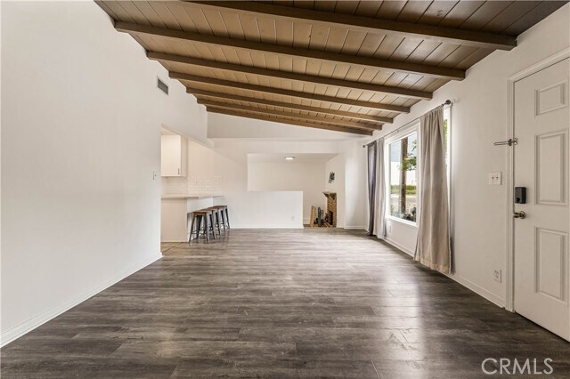 Foto del edificio - 16601 Valerio St