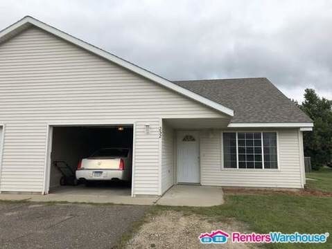 Building Photo - Beautiful 2 Bedroom 2 Bath Avon Townhouse!