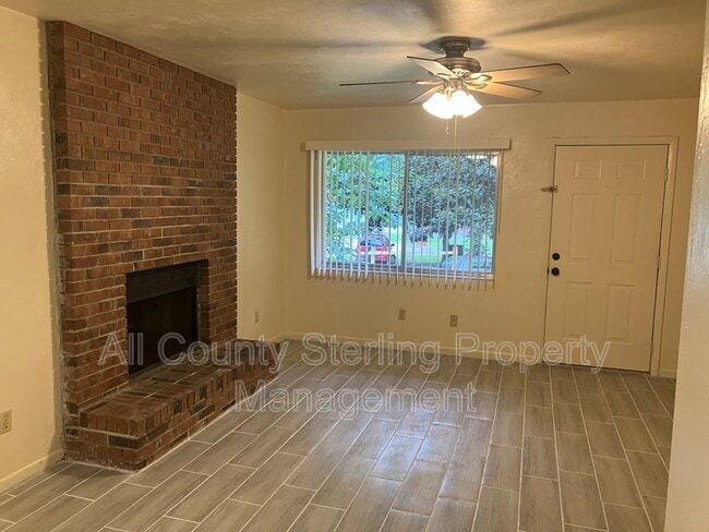 Foto del edificio - 4511 SW 71st Terrace