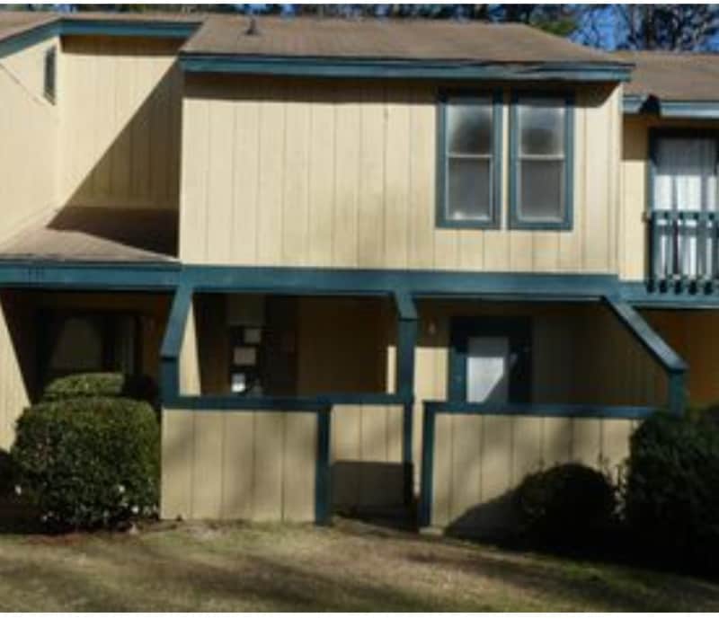 Primary Photo - 397 Hickory Hill Dr