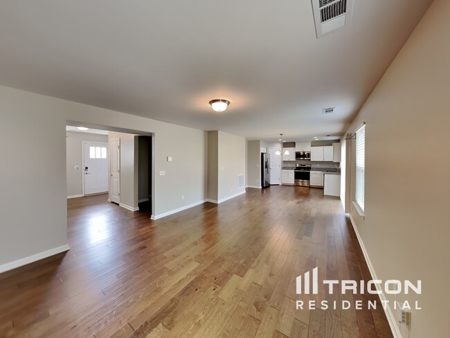 Foto del edificio - 2904 Cherry Point Ln