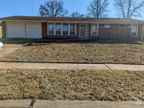 Building Photo - 2830 Flintwood Dr