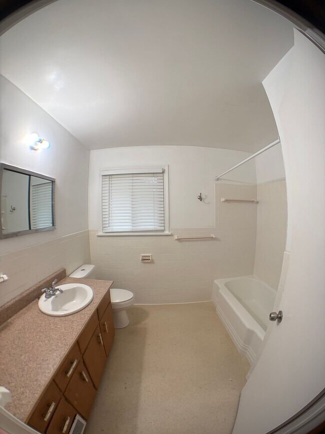 Foto del edificio - 5310 Windingbrook Rd