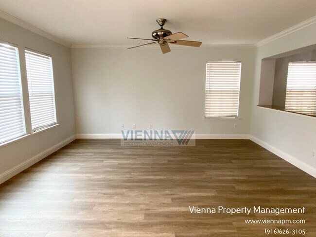 Building Photo - 2234 Arnold Dr