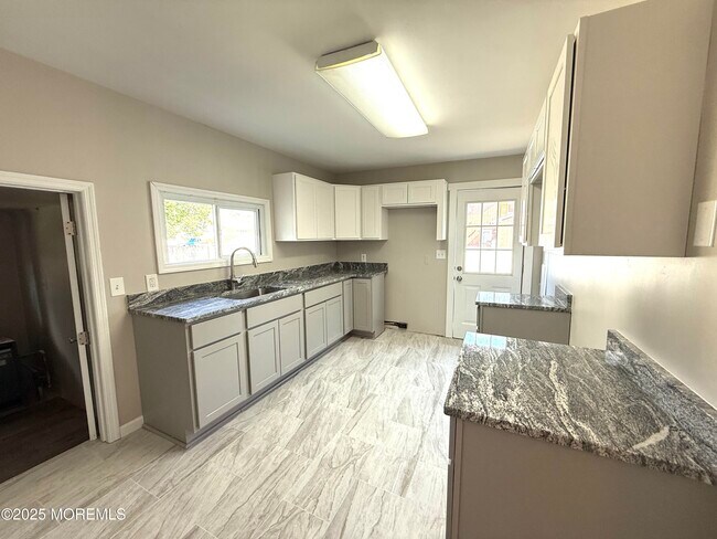 Foto del edificio - 410 Bay Way