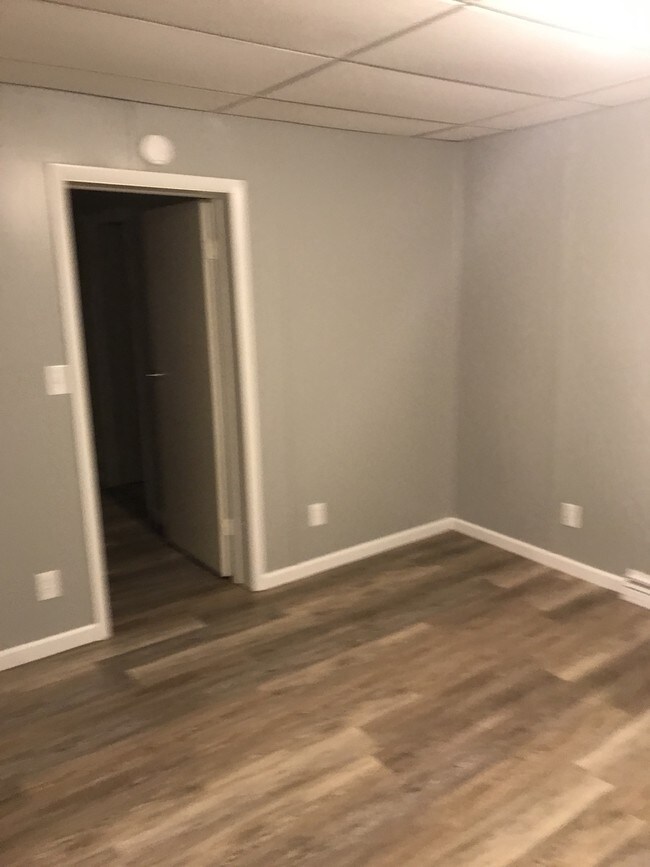 New floors and paint! - 816 E Grove St