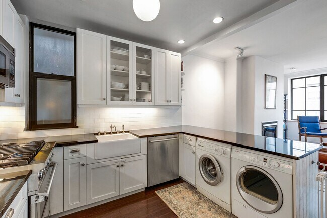 Foto del edificio - 238 W 108th St