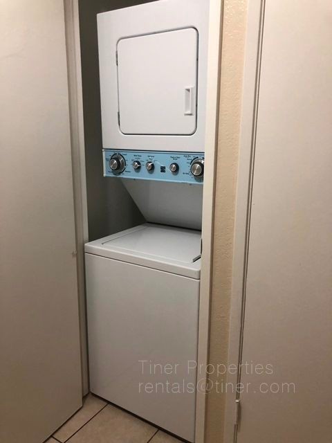 Foto del edificio - Natomas 2 Bedroom Condominium in Gated Com...