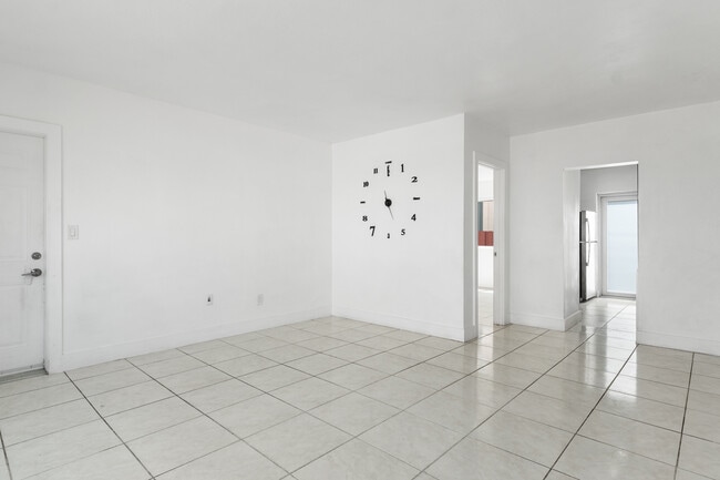 Building Photo - 732 82nd St