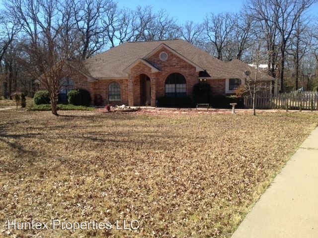 Foto del edificio - 2217 Hideaway Ln