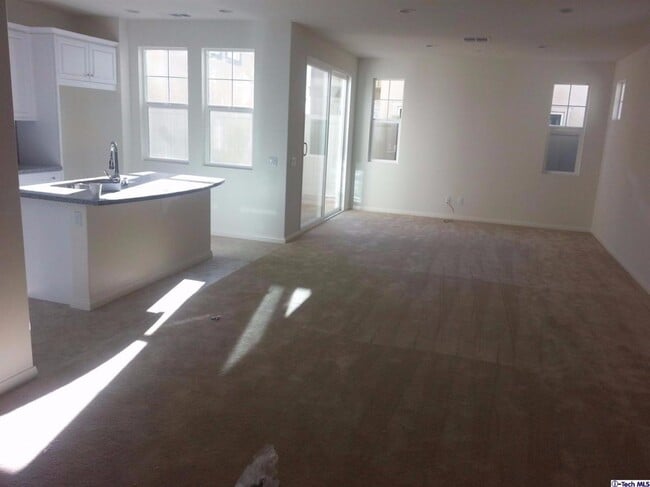 Building Photo - 2856 E Via Terrano