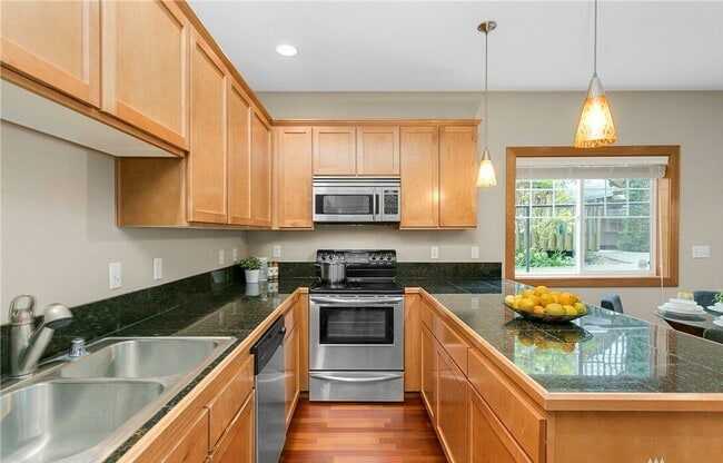 Foto del edificio - 4816 40th Ave SW #B