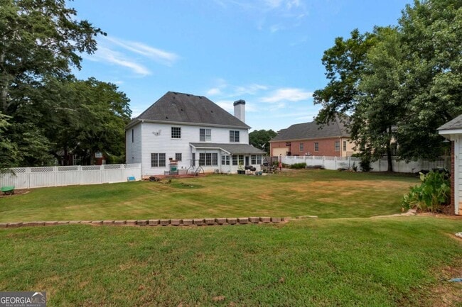 Foto del edificio - 4000 Hogans Mill Ln